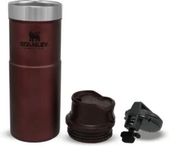 Stanley Trigger-Action Travel Mug 0.47L - Thermosfles - Wine -Koffiedrank Winkel 1200x1038