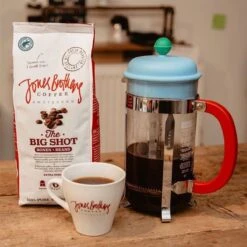 Jones Brothers Coffee The Big Shot Koffiebonen - 6 X 500 Gram -Koffiedrank Winkel 1200x1200 664