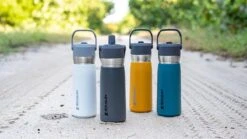 Stanley The IceFlow™ Flip Straw Water Bottle 0,65L - Thermosfles - Charcoal -Koffiedrank Winkel 1200x673 7