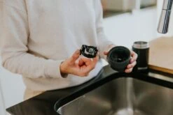 Kambukka Etna Thermosbeker 300 Ml - Makkelijk Reinigen - Lekvrije Koffiebeker - Pitch Black -Koffiedrank Winkel 1200x800 15