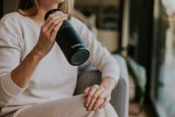 Kambukka Etna Grip Thermosbeker 500 Ml - Makkelijk Reinigen - Lekvrije Koffiebeker - Zwart -Koffiedrank Winkel 1200x800 5