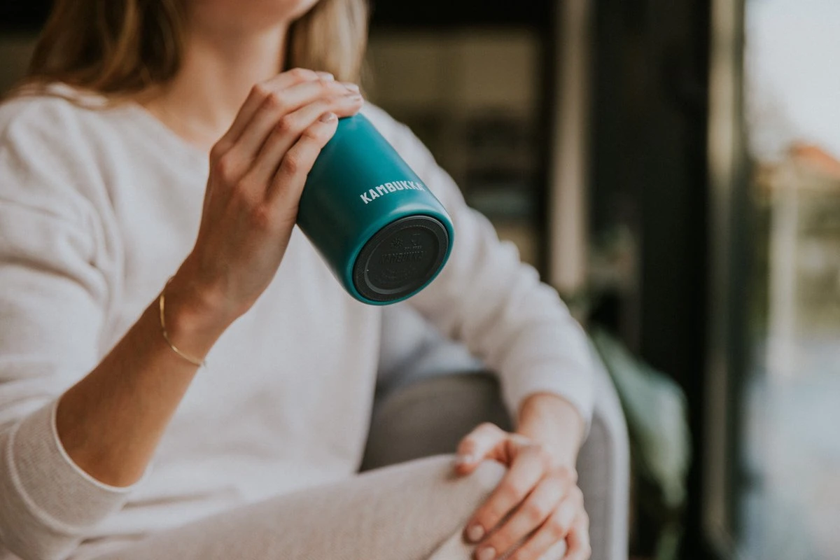 Kambukka Olympus Thermosbeker 300 Ml - Makkelijk Reinigen - Lekvrije Koffiebeker - RVS - Enchanted Forest 6 Kambukka Olympus Thermosbeker 300 Ml - Makkelijk Reinigen - Lekvrije Koffiebeker - RVS - Enchanted Forest - Afbeelding 6