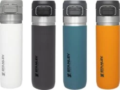 Stanley The Quick Flip Water Bottle 0,70L - Thermosfles - Saffron -Koffiedrank Winkel 1200x897