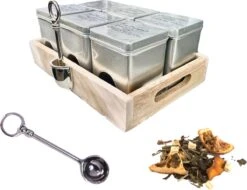 Tea Treasure Plateau Zilver - Losse Thee - Theeblikken - Theedoos- Theeplateau - Maatschep - Theebeleving- Cadeau -Koffiedrank Winkel 1200x922