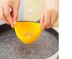 IGOODS 4 Pack Egg Poacher Cups - Perfect Gepocheerde Eieren - Egg Maker Niet-gepocheerde Eieren Cups BPA Gratis Siliconen Ei Poacher Cups Magnetron Ei Poacher- Ei Poacher Pan- Boiler Steamer- Magnetron Eieren -Koffiedrank Winkel 1200x978