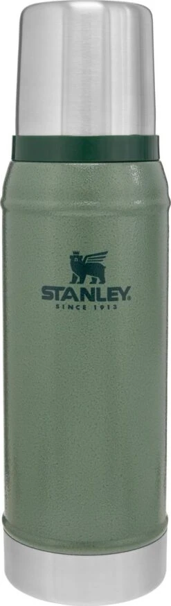 Stanley The Legendary Classic Bottle 0,75L - Thermosfles - Hammertone Green -Koffiedrank Winkel 339x1200 2