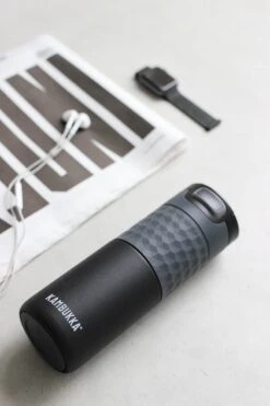 Kambukka Etna Grip Thermosbeker 500 Ml - Makkelijk Reinigen - Lekvrije Koffiebeker - Zwart -Koffiedrank Winkel 799x1200