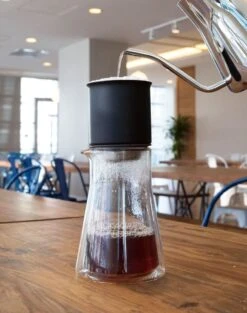 FELLOW - Stagg [XF] Set (Dripper + Carafe) - Handmatige Filterkoffie Set -Koffiedrank Winkel 948x1200 1